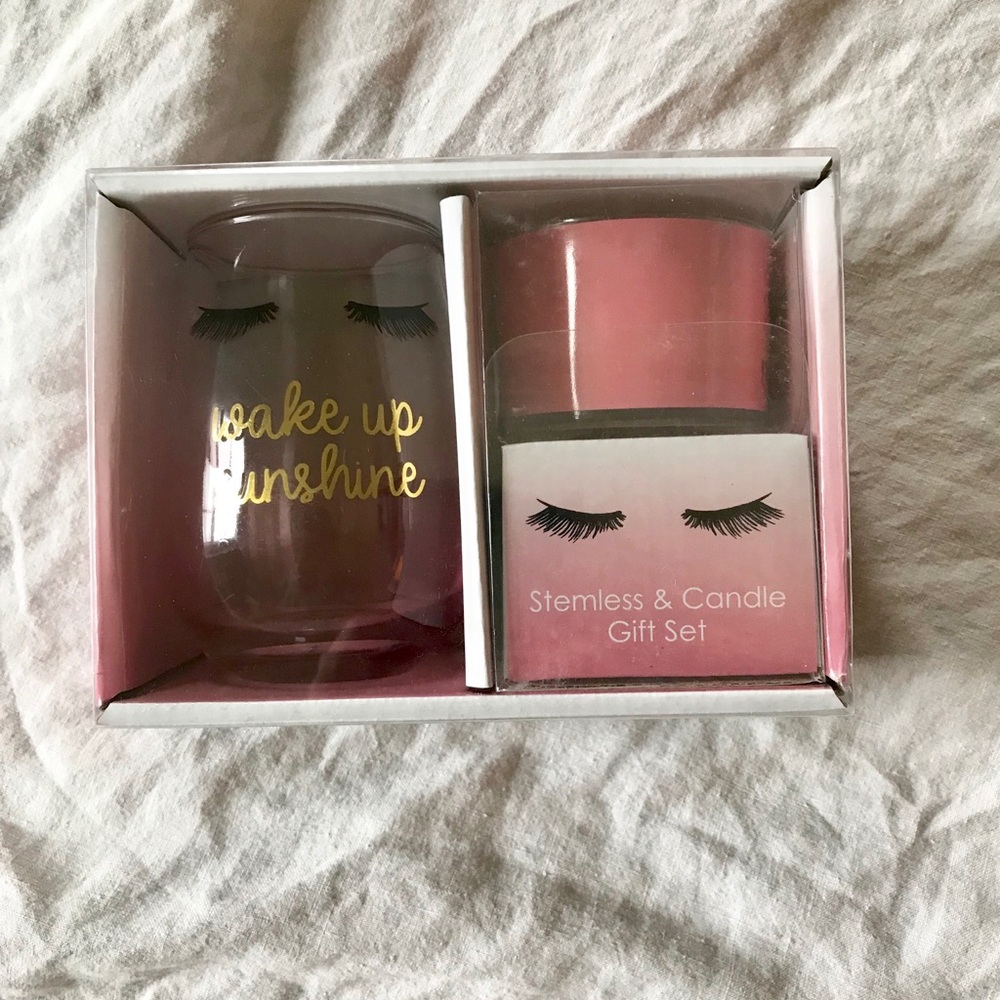 Candle and stemless wine glass gift set